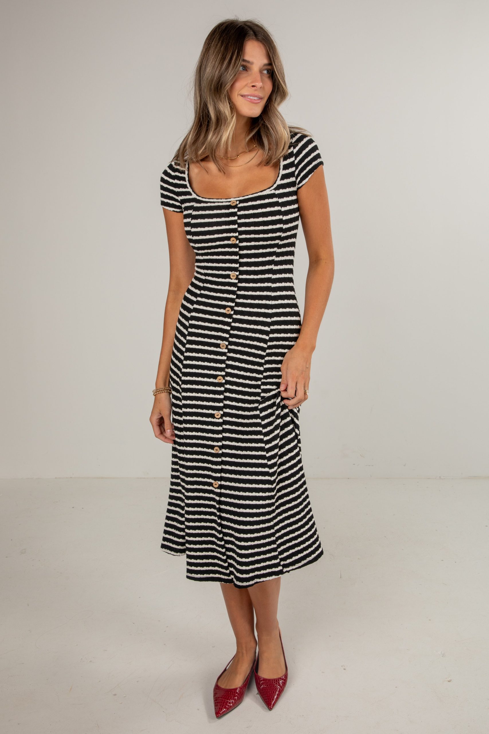 shopdressup_black_striped_midi_dress-3.jpg